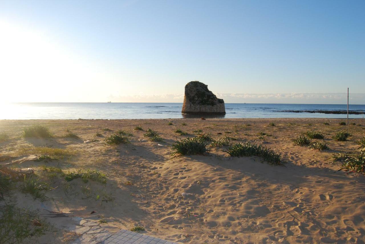 Appartamento Sul Mare Torre Pali Exterior foto