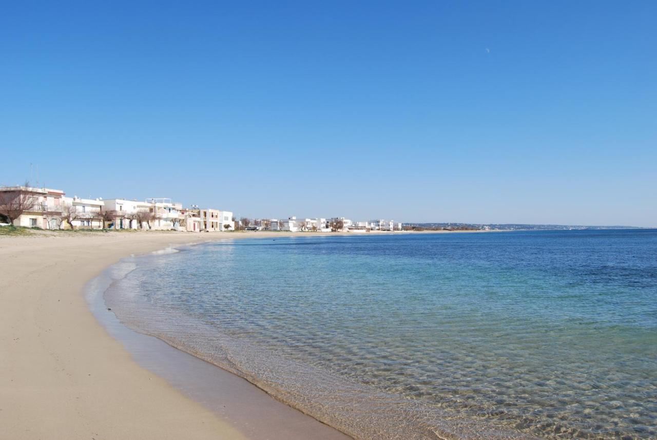 Appartamento Sul Mare Torre Pali Habitación foto
